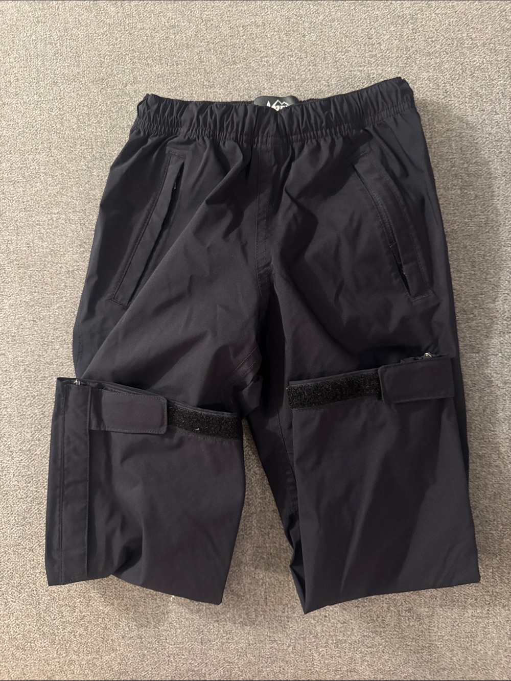 3/$15- REI rain pants size 4-5